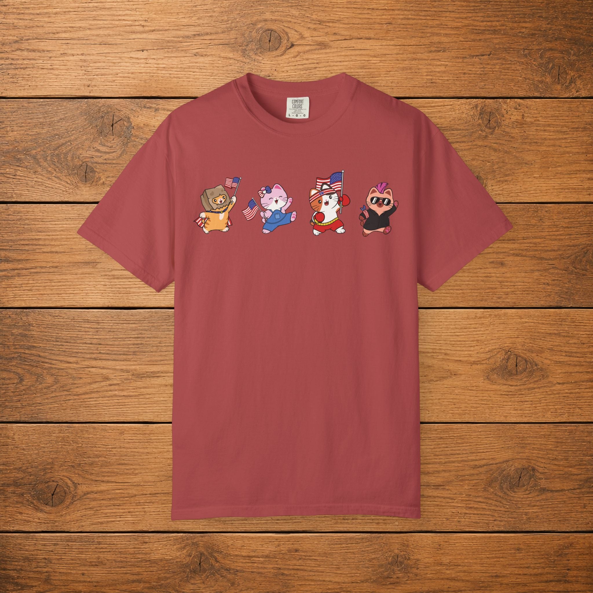 Kitties Waving USA Flag T-shirt
